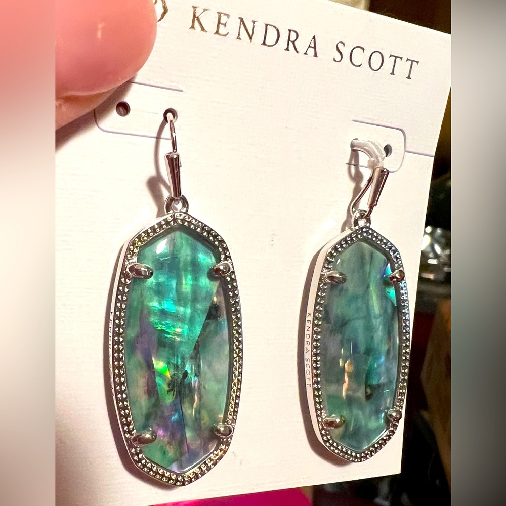 Kendra Scott NWT Elle Rhodium Plated Lilac Abalone Drop Earrings (J063) - Picture 4 of 7